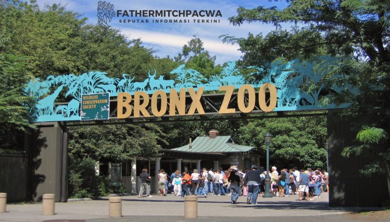 Bronx Zoo